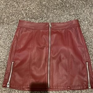 Maroon leather Express skirt with zippers